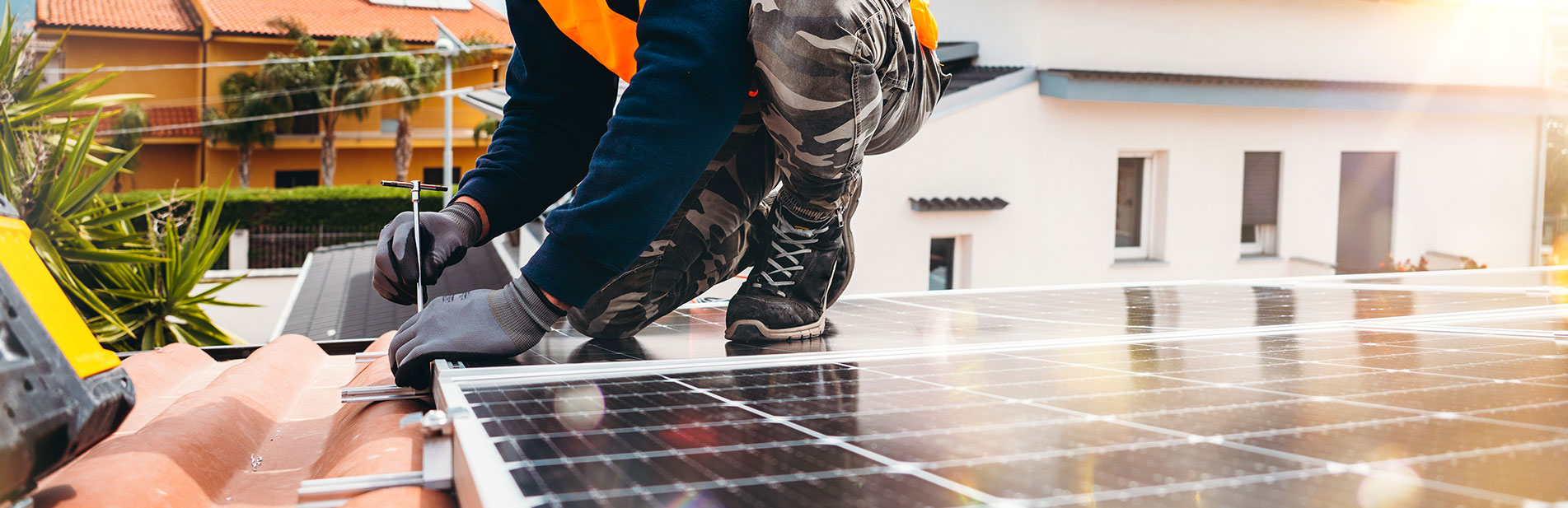 Best Price Solar Services in Las Vegas NV Amira Solar